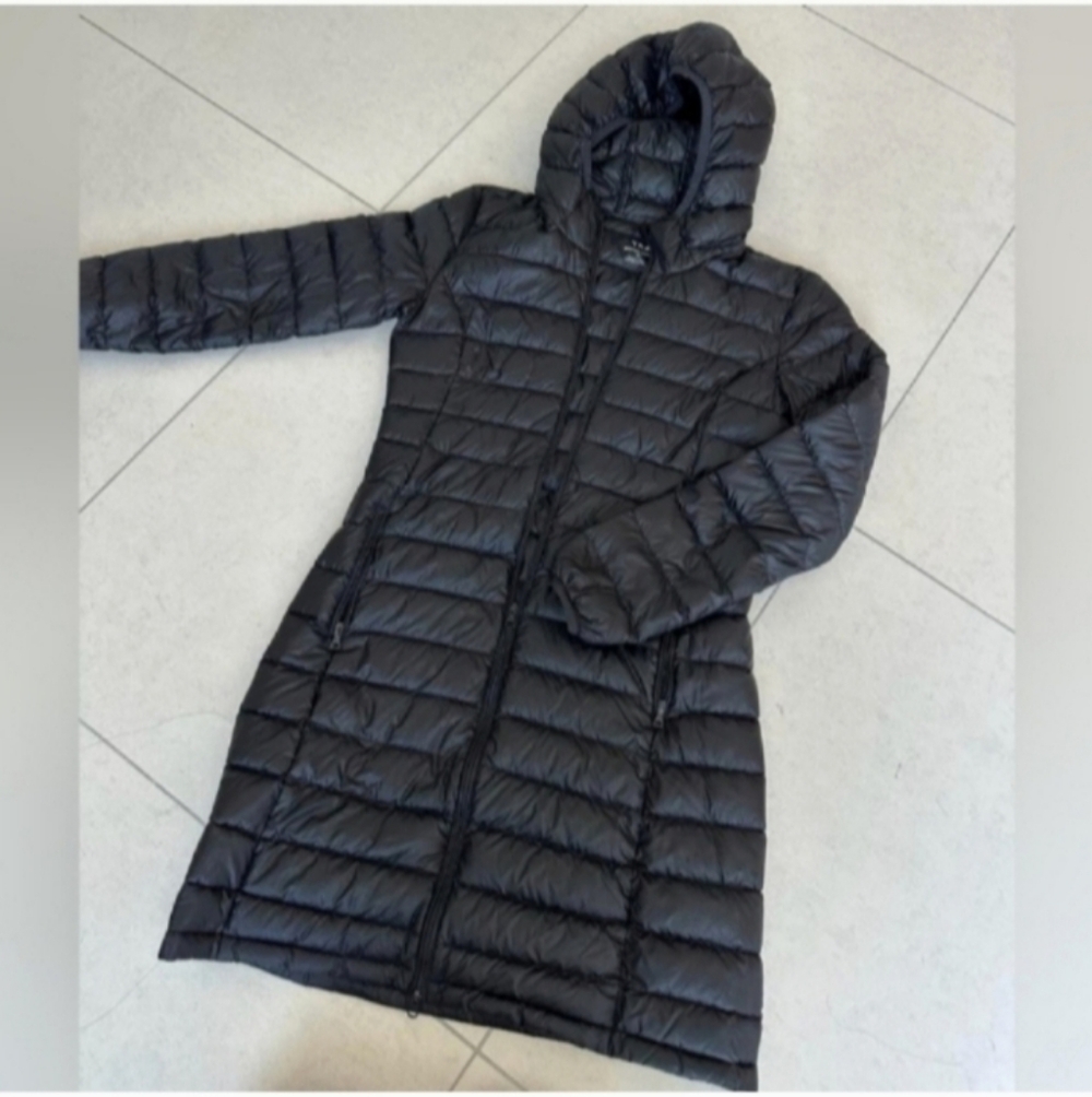 New Aritzia TNA Puffer Jacket Coat 3/4 LengthHooded Size Extra Small